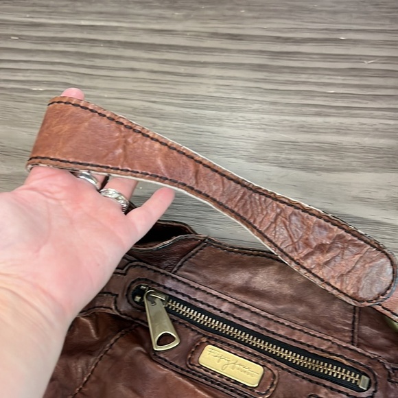 FOSSIL FIFTY FOUR BROWN LEATHER SHOULDER BAG - Picture 6 of 16